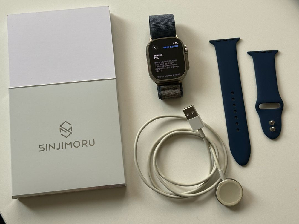 애플워치 울트라2 49mm 티타늄 GPS+셀룰러 S급 판매--1