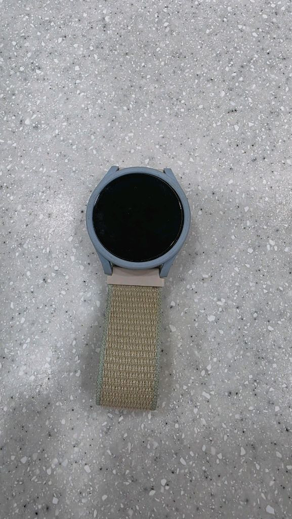 갤럭시 S24 울트라 티타늄 엘로우 256 + 버즈2프로 + 워치6 let 40m--9