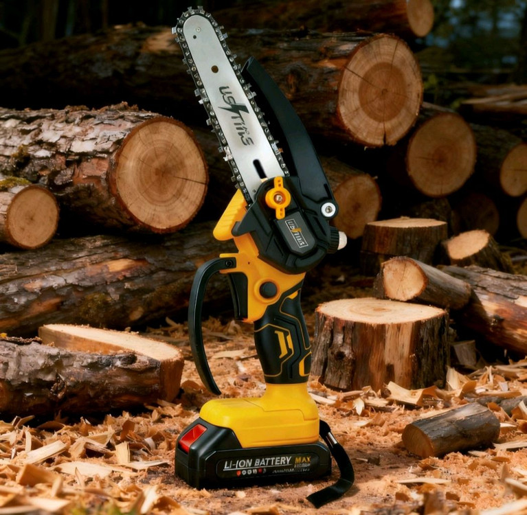 강력한 충전식 전기톱 풀세트입니다. 안전을 위한 보안경과 장갑까지 풀세트로 드립니다. 휴대와 보관이 용이한 케이스--1