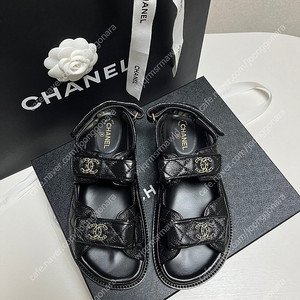 [백화점새상품풀셋] 샤넬 벨크로 샌들 캐비어 35.5 (225) 35반 G35927 이미지