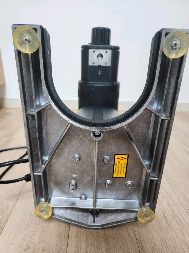 말코닉 ek43 커피 전동 그라인더 블랙 팝니다.--9