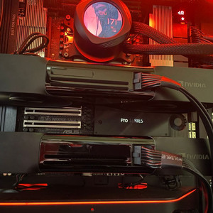 AMD 스레드리퍼 7995WX (192 스레드) + 512GB ECC DDR5 (5600) 반본체 이미지