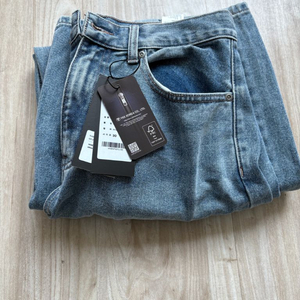 무탠다드 빅 브러쉬 데님팬츠 연청 30사이즈(택제거X)