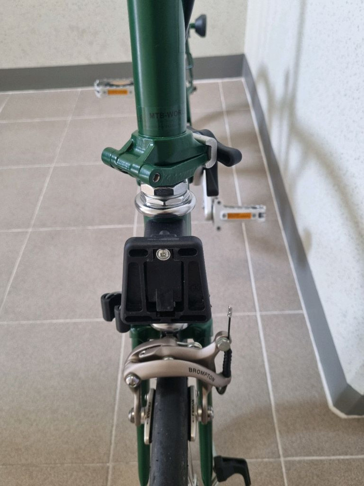 브롬톤 레이싱그린 미니벨로 자전거 팝니다--5