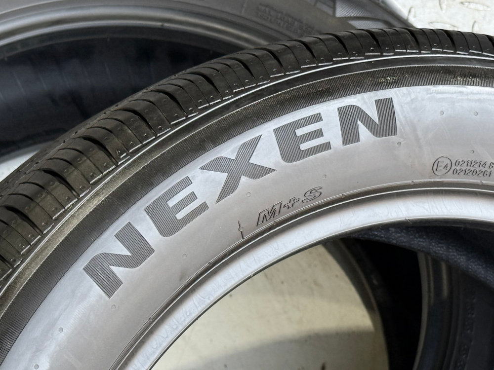 2355519 넥센타이어 로디안 gtx 중고타이어 235 55 19 넥센--4