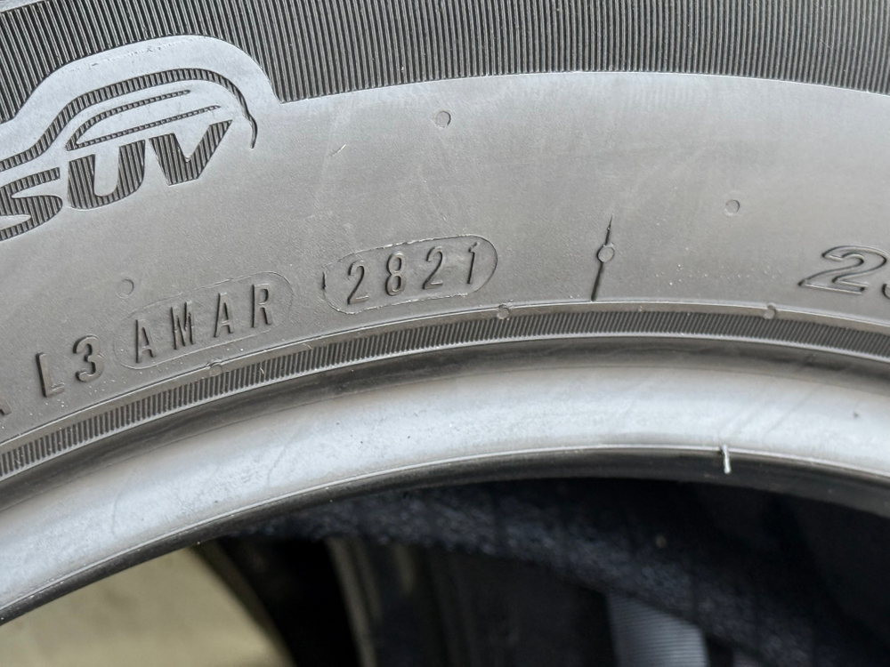 2355519 넥센타이어 로디안 gtx 중고타이어 235 55 19 넥센--2