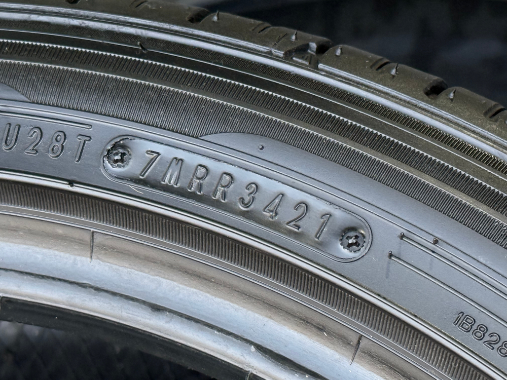 2454019 굿이어타이어 그립 중고타이어 245 40 19 굿이어 19인치타이어--2