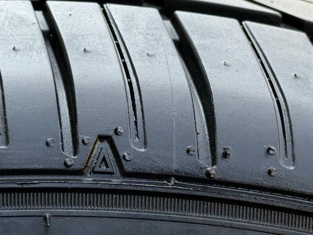 2754018 굿이어타이어 그립 중고타이어 275 40 18 굿이어 18인치타이어--6