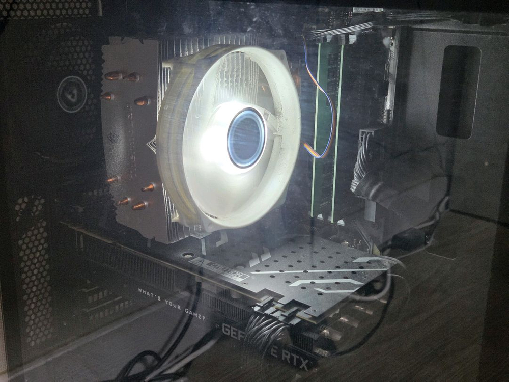 게이밍 데스크탑 중고 판매 2070 슈퍼 이미지