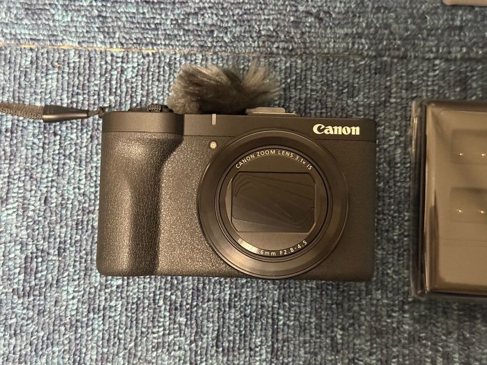 캐논 파워샷 v1 신품급 판매합니다. 구성품 많음--1