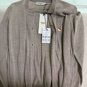 메종키츠네 가디건 베이지 M 새상품