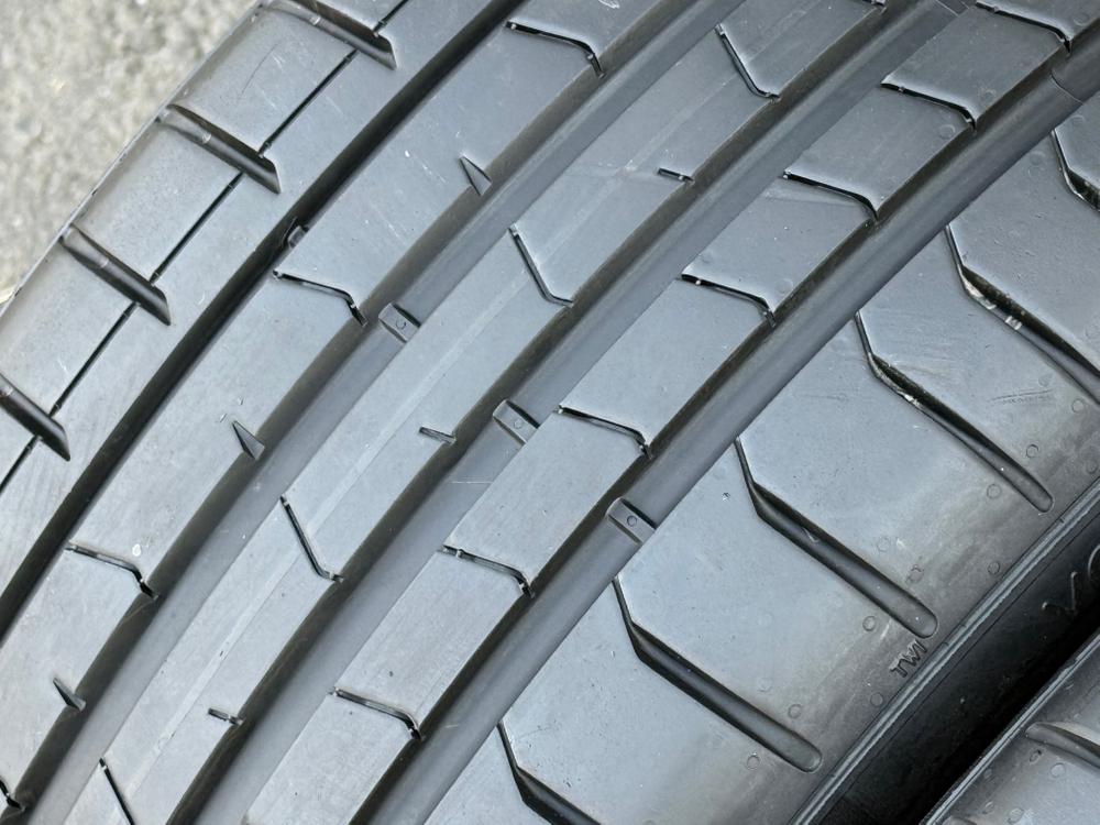 2355019 피렐리타이어 피제로 중고타이어 235 50 19 피렐리--9