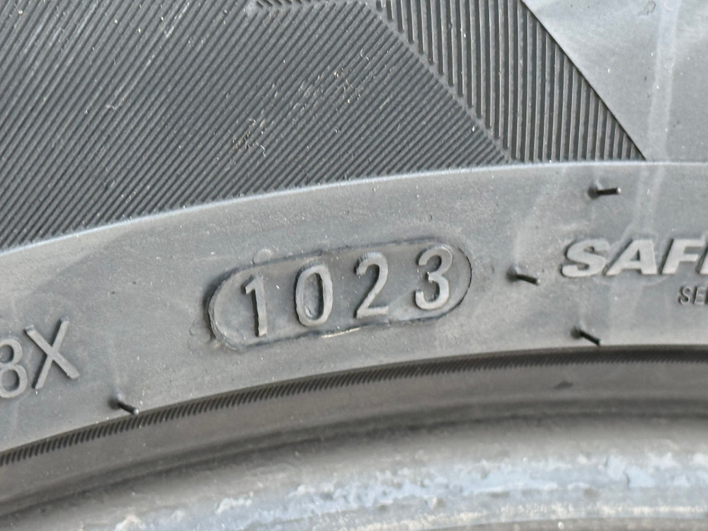 2255518 금호타이어 크루젠 hp51 중고타이어 225 55 18 금호--3