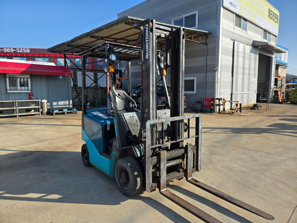 [지게차 특가판매] 스미토모 1.5톤 좌승식 전동지게차 사이드쉬프트--1