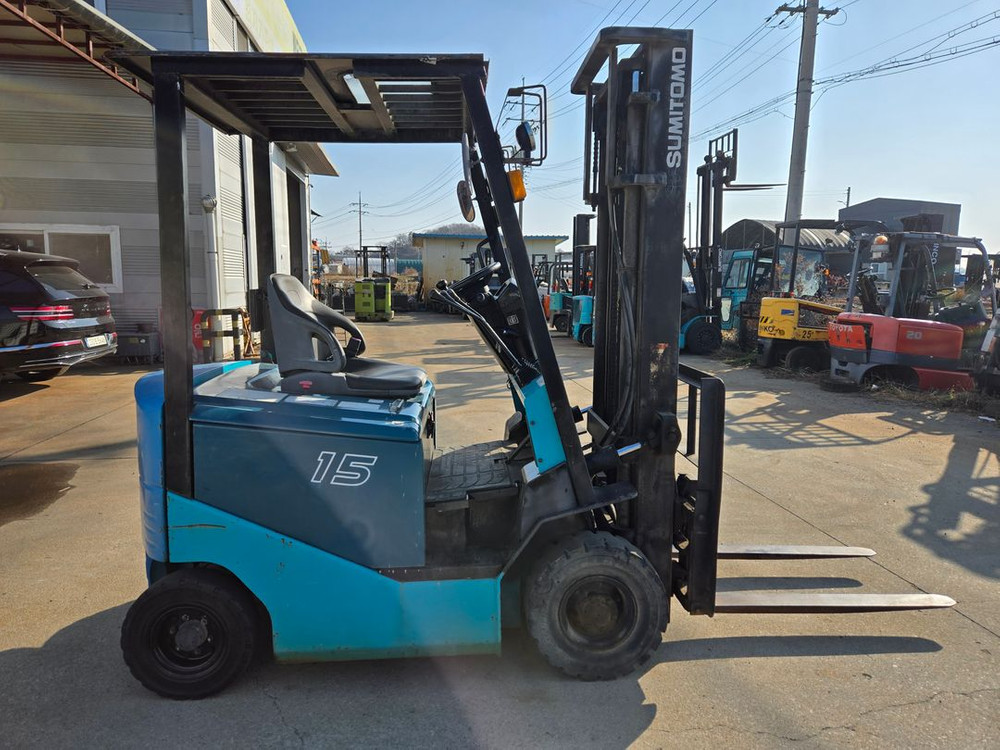 [지게차 특가판매] 스미토모 1.5톤 좌승식 전동지게차 사이드쉬프트--2