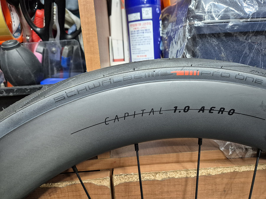 *미사용*싱크로스 캐피탈1.0 에어로 60mm 카본 디스크 휠셋--4