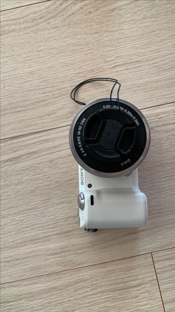 소니 NEX-5R 디카 소니카메라 팝니다. (렌즈고장)--1