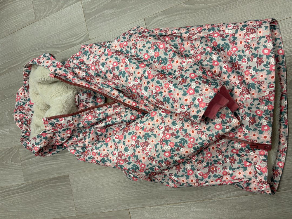 자라 레인코트(내부 안감 퍼) 110--2