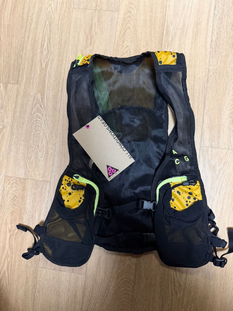 나이키acg 트레일 러닝 베스트 이미지