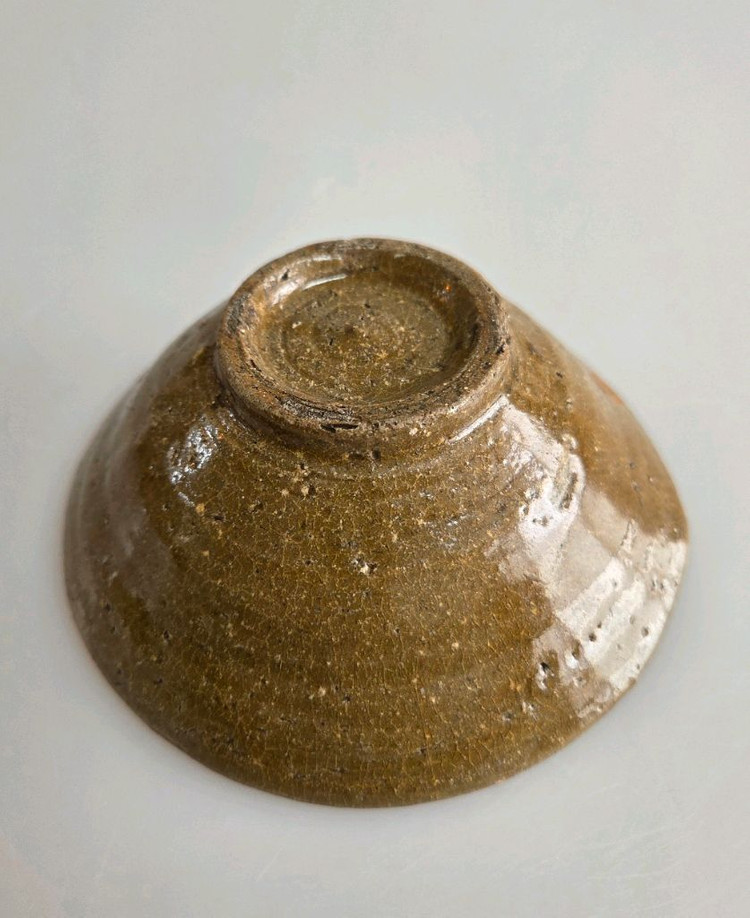 고미술품 고려시대 전기 고려청자 십자문다완 이미지