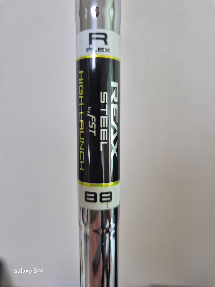 테일러메이드 올뉴 m2 좌타아이언 세트입니다 이미지