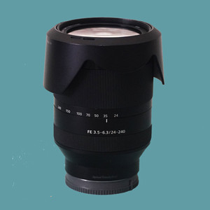 FE 24-200mm F3.5-6.3 표준 줌렌즈