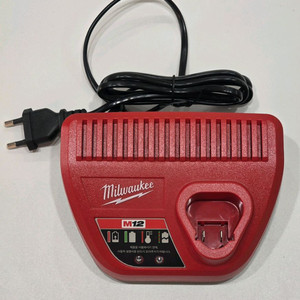 밀워키 M12 충전기 새제품