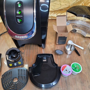 큐리그 K38R 에스프레소 블랙머신 커피 홈카페 커피메이커 캡슐 무한원두 이미지