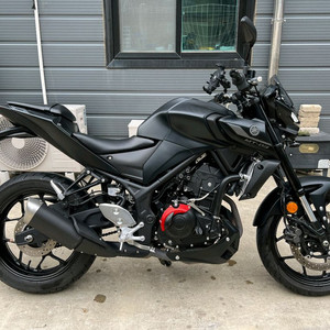 사용검사완료 22년식 야마하 MT03 블랙 낮은키로수 판매 이미지