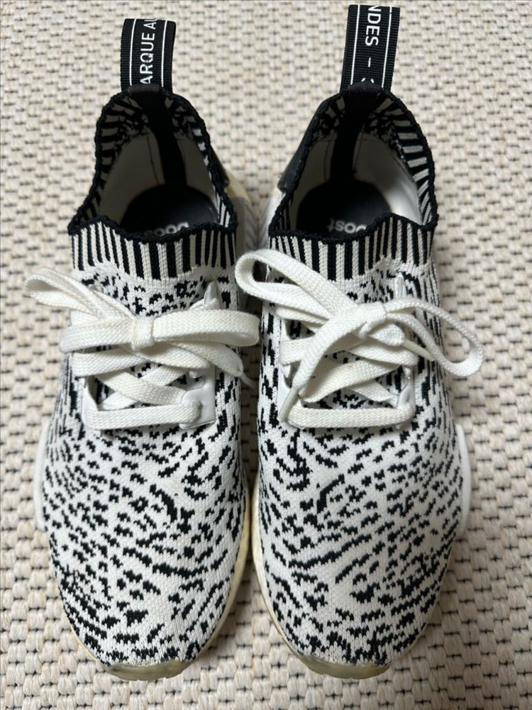 아디다스 여성 노마드 R1 프라임니트 사시코 팩 이지부스트 스니커즈 S급 화이트 사이즈 240 팝니다--5