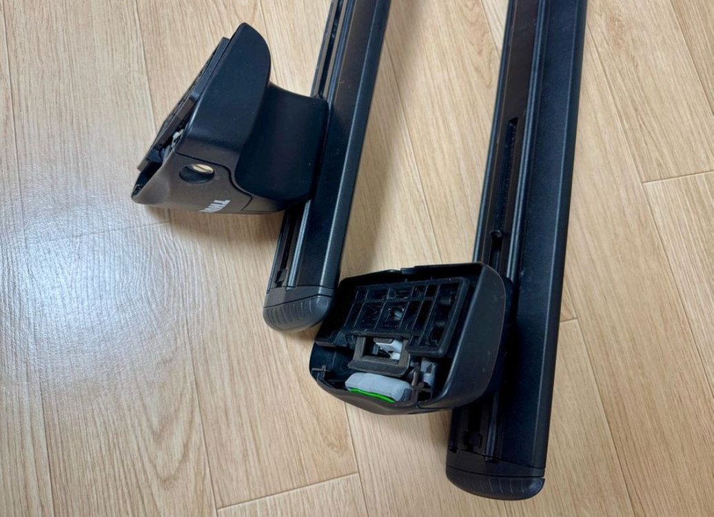 ( THULE ) 툴레 754풋+블랙 윙바(130cm)가로바 팝니다.--4