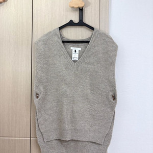 리이 니트베스트 새상품급 F