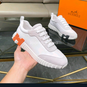 에르메스 디올 루이비통 샤넬 브루넬로 바운싱 오블리크 크르노 트레이너 등등 스니커즈