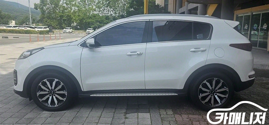 [기아]스포티지 4세대 (QL) 디젤 2.0 2WD 노블레스 (5인승) #3월급매 이미지