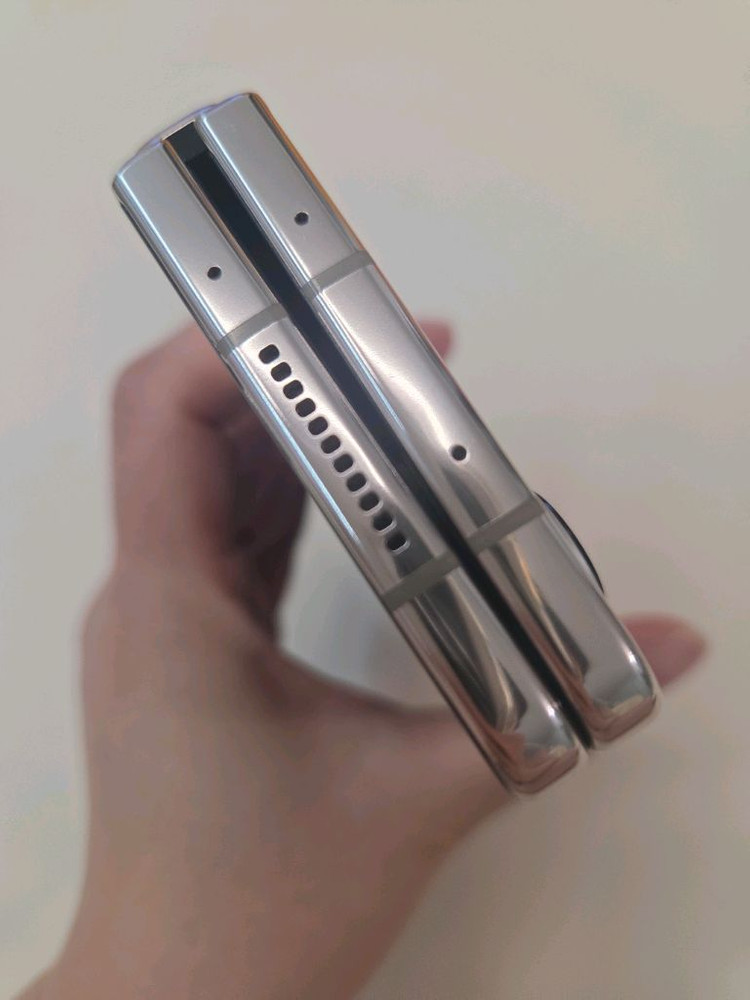 갤럭시 Z폴드4 512G 특S급 서울z폴드4 인천z폴드4 강원z폴드4 파주z폴드4 대구z폴드4 창원z폴드4 중고폰--7