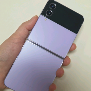 갤럭시 Z플립4 무잔상S급 256g 서울z플립4 파주플립4 창원플립4 대구플립4 인천플립4 제주플립4 대전플립4