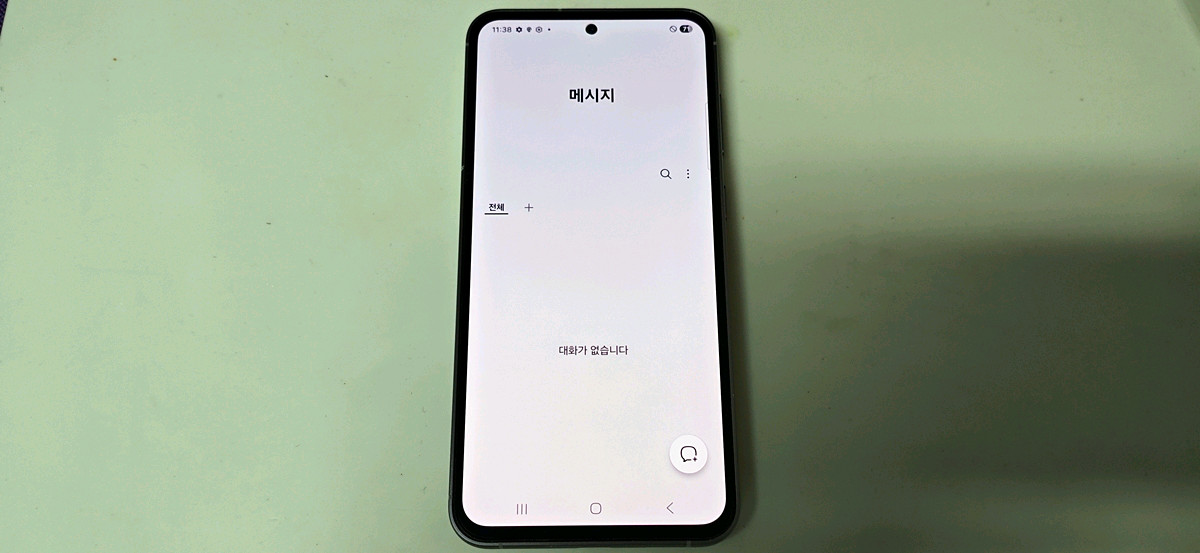 갤럭시 S23 FE 블랙 무잔상 폰--1