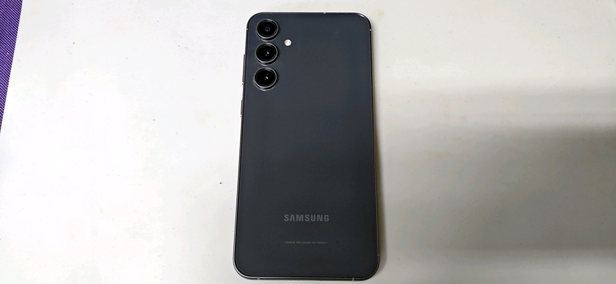 갤럭시 S23 FE 블랙 무잔상 폰--9