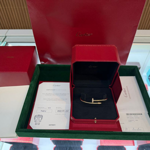 정품 까르띠에 저스트앵끌루 못팔찌 옐로우골드 19호 이미지