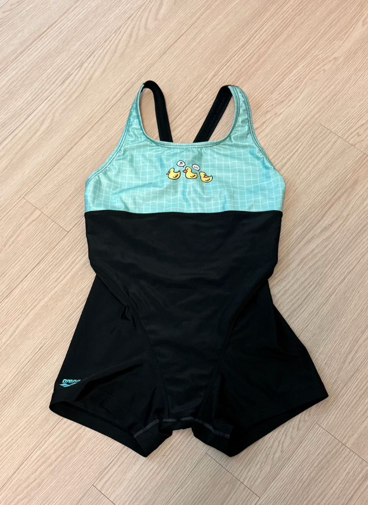 아레나 어린이 여아 수영복 60-65 정도 사이즈 110120130 이미지