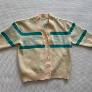 아프리콧 스튜디오 빅토리 루즈 가디건 110