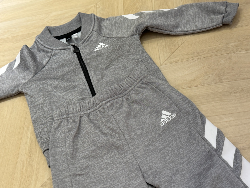 아디다스 트레이닝 셋업 85사이즈--1