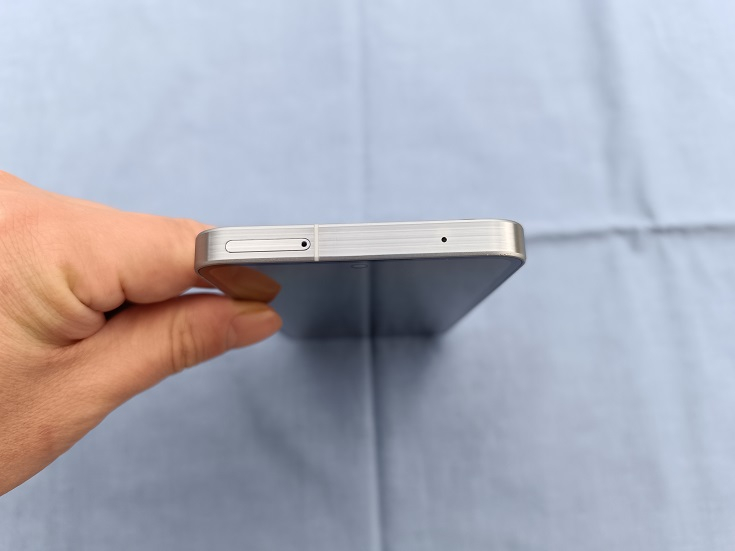 갤럭시 퀀텀 5 아이스블루 단품 (케이스 + 유리필름 증정)--3