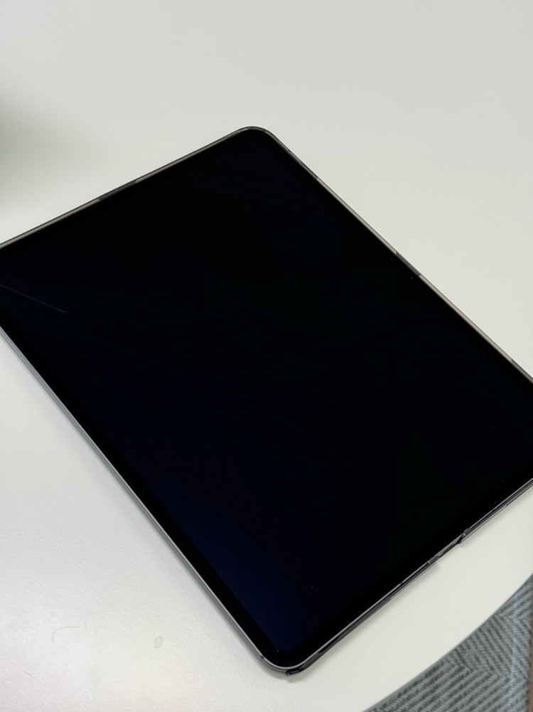 아이패드프로m4 13인치 256g셀룰러(스블)+펜슬프로+매직키보드 풀박스 일괄판매--3