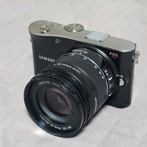 삼성 NX100 미러리스 카메라 이미지