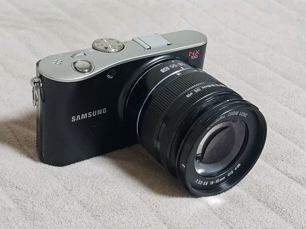 삼성 NX100 미러리스 카메라 이미지