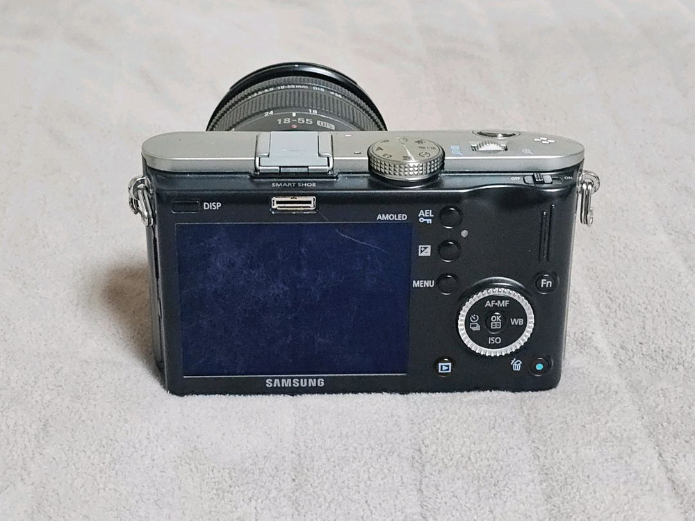 삼성 NX100 미러리스 카메라 이미지