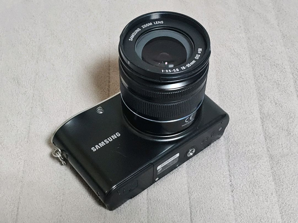 삼성 NX100 미러리스 카메라 이미지