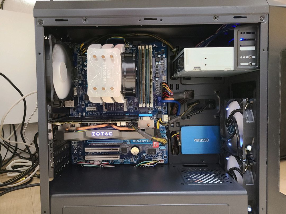 i7-3770K GTX1070Ti 중고조립 컴퓨터 본체--2