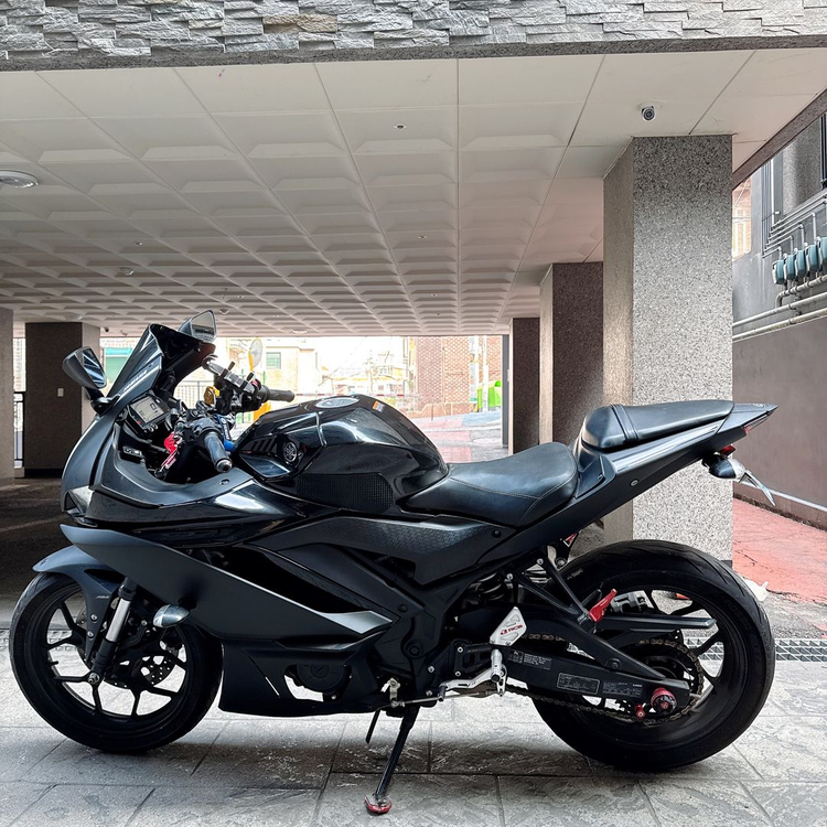 야마하R3 2020년식 판매합니다 블랙--2